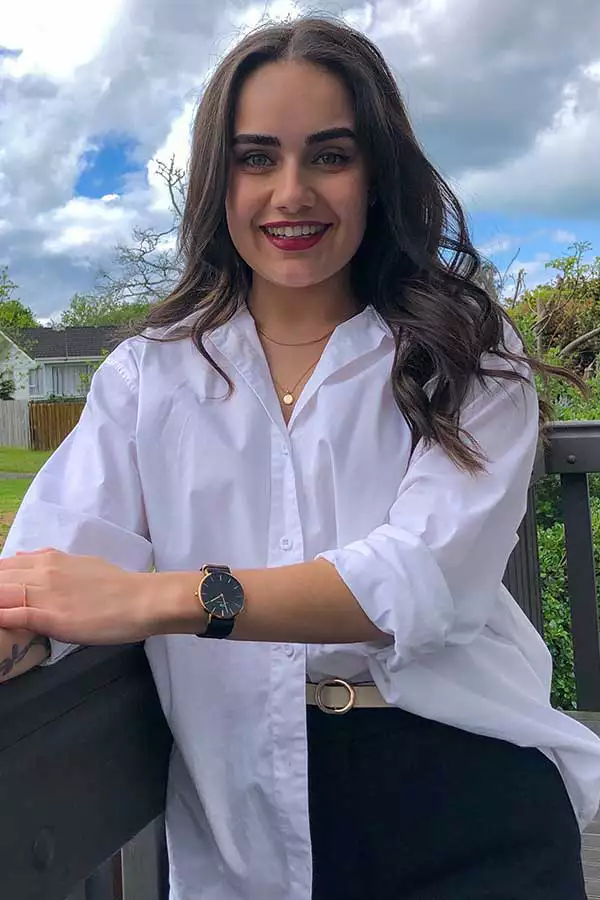 Holly Rikirangi