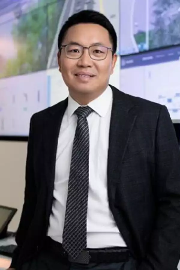 Daniel Zhou