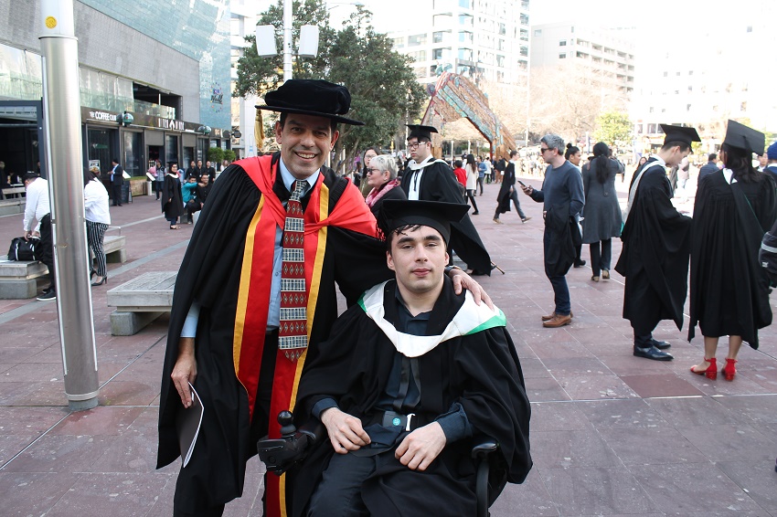 Dr Antonio Díaz Andrade and David Lincoln at graduation