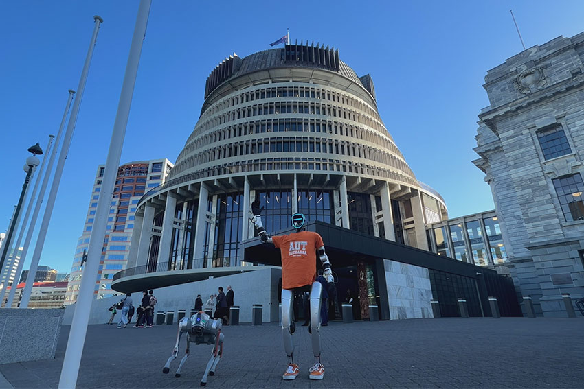 AUT alumni connect at Parliament