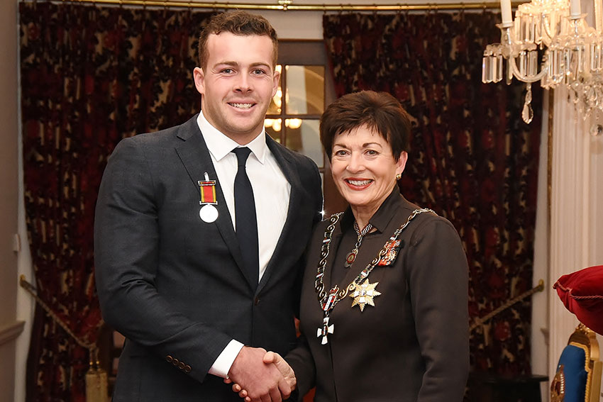Paramedicine alumnus Andrew Roy was awarded a Royal Humane Society of New Zealand silver medal for bravery.