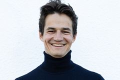 Gustav Kahn