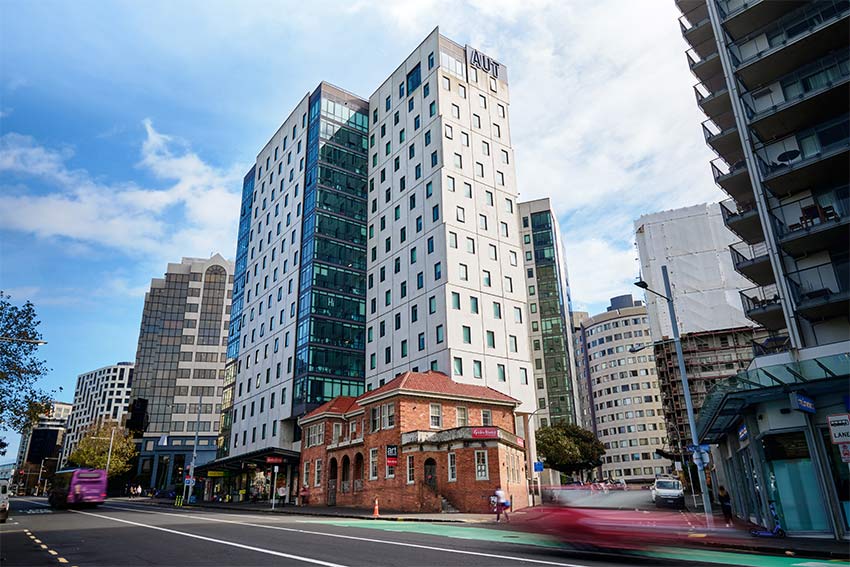  Aut Wellesley Student Apartments with Luxury Interior Design