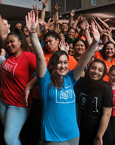 Southern Voices provide the soundtrack for AUT graduation 