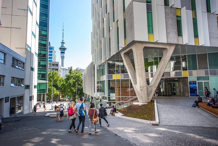 City Campus is close to many Auckland attractions including Sky Tower, as well as cinemas, restaurants and bars