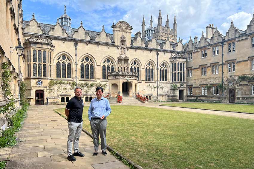 AUT Vice-Chancellor Professor Damon Salesa and Fellow & Oriel College Director of Development Mr Marco Zhang