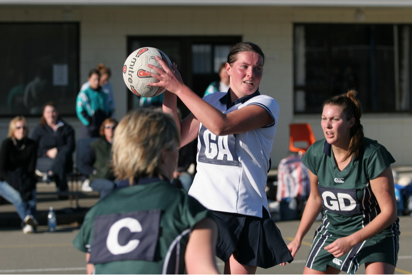 Girls playing netball