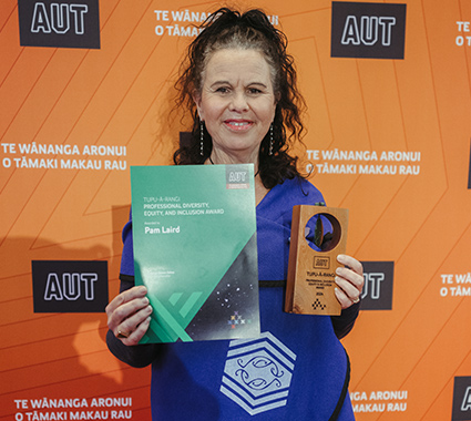 Prize-giving photo