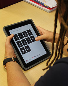 Digital technology lowers cost of Māori language learning 