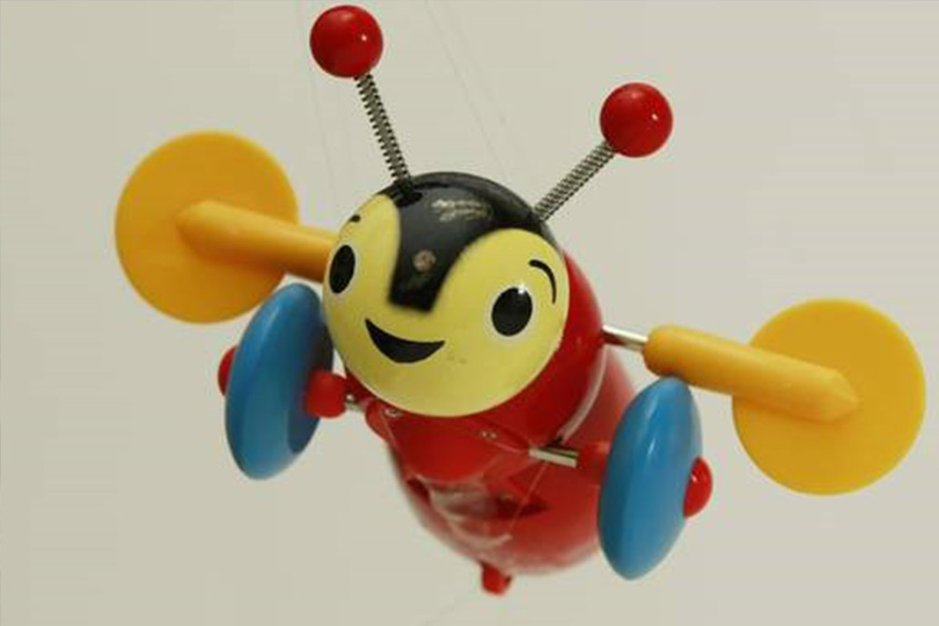 Busy bee (Kiwiana toy)